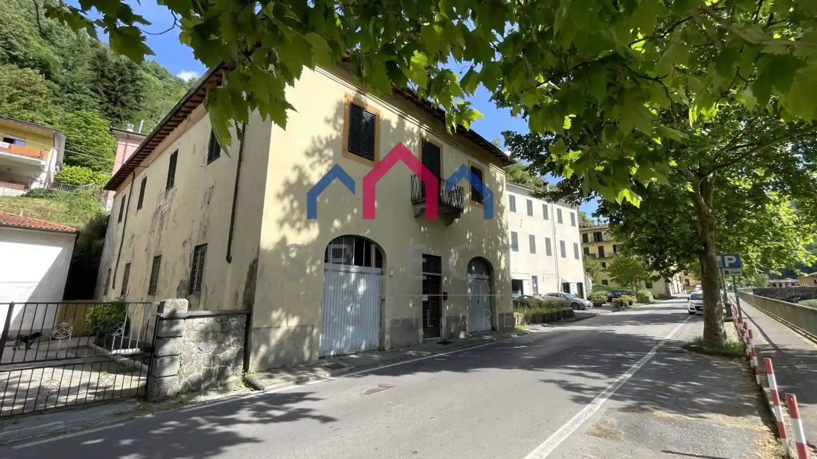 Palazzo - Edificio in vendita a Bagni di Lucca