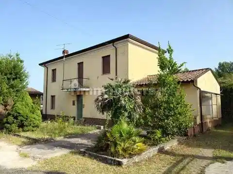 Villa in vendita a Ceccano