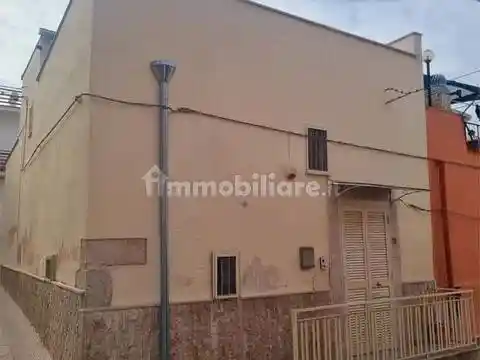 Villa in vendita a Canosa di Puglia