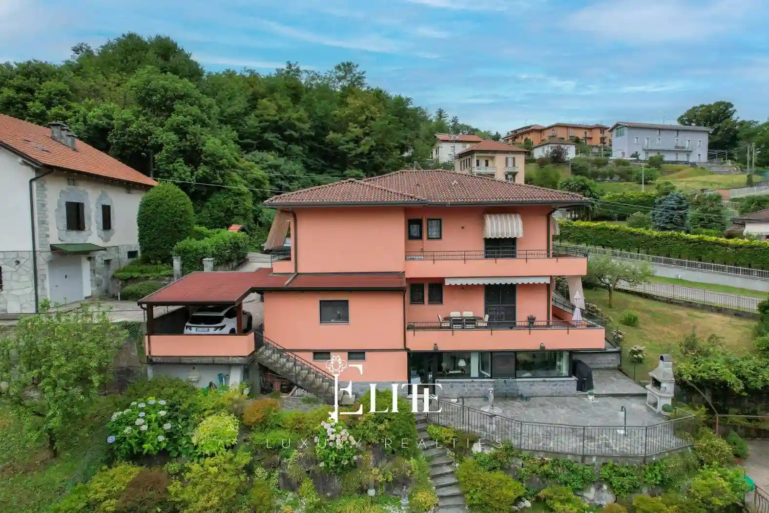 Villa - foto 2
