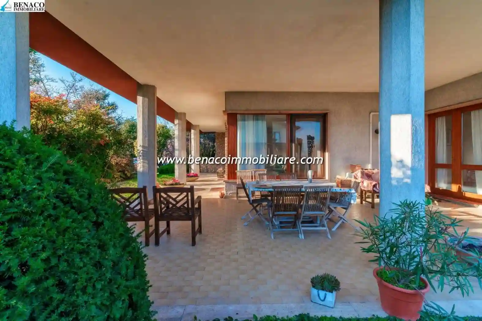Villa - foto 2