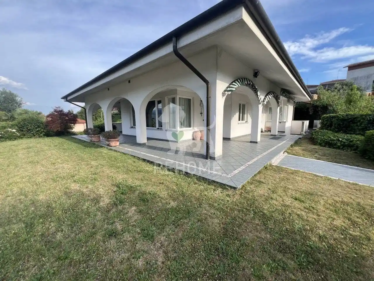 Villa in vendita a Buja