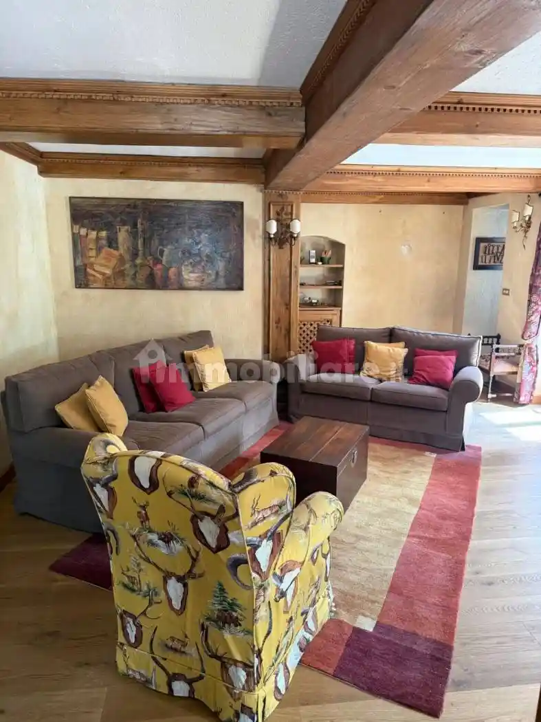 Appartamento in vendita a Courmayeur