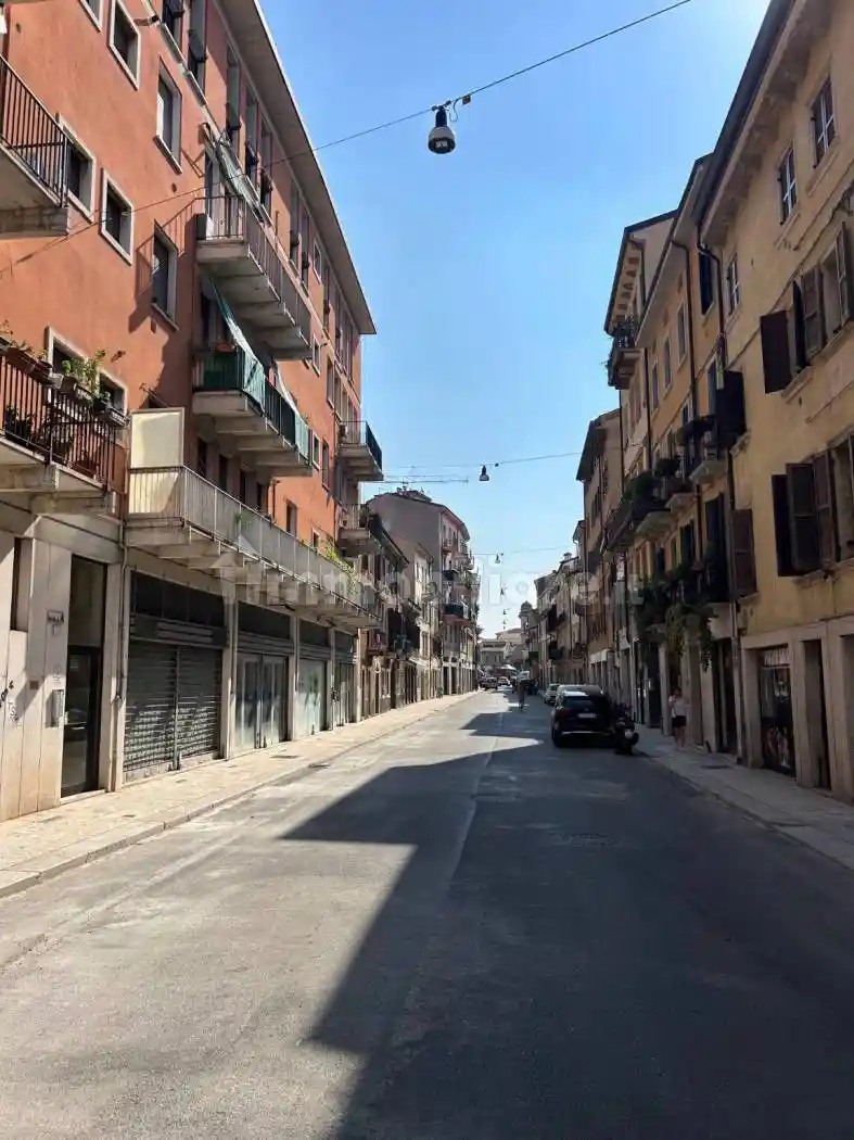 Appartamento in vendita a Verona