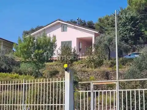 Villa in vendita a Laigueglia