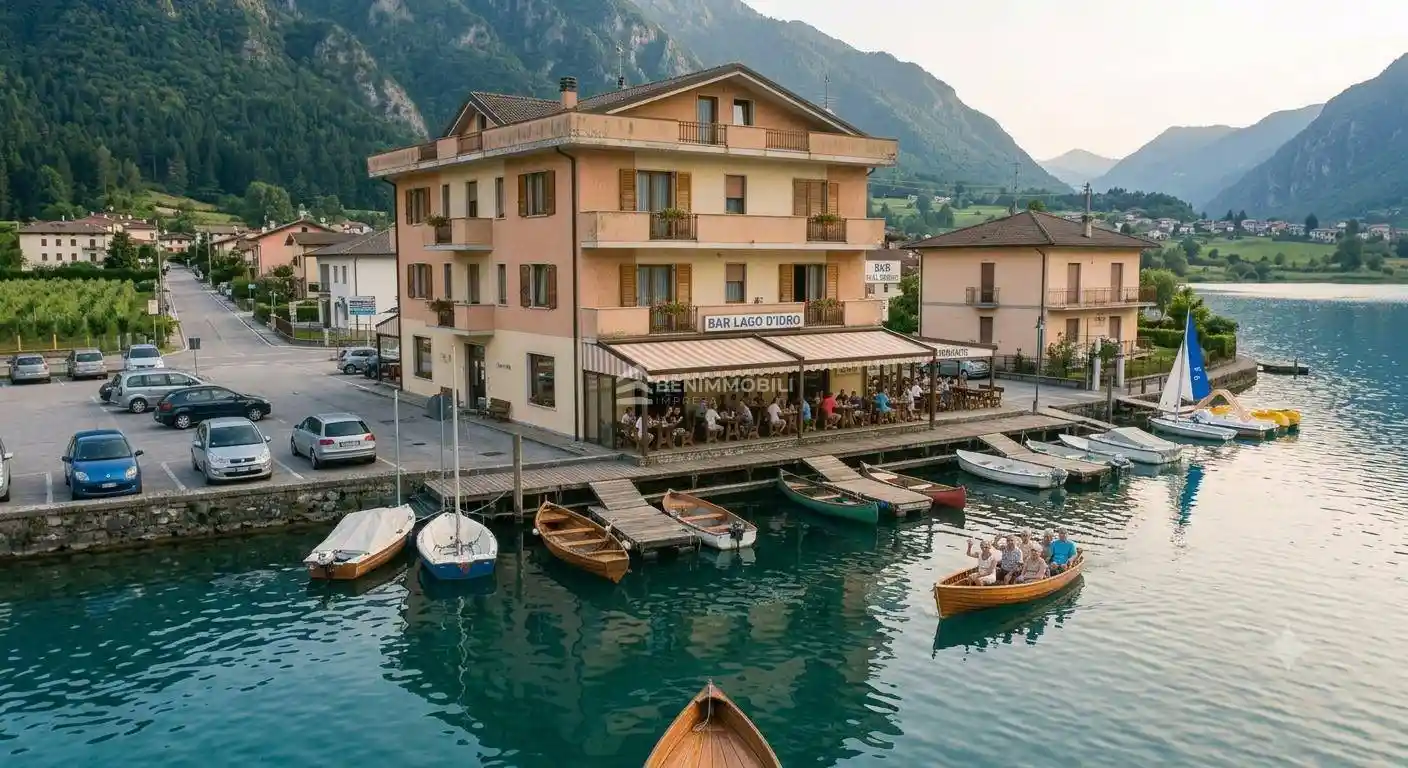 Palazzo - Edificio in vendita a Idro