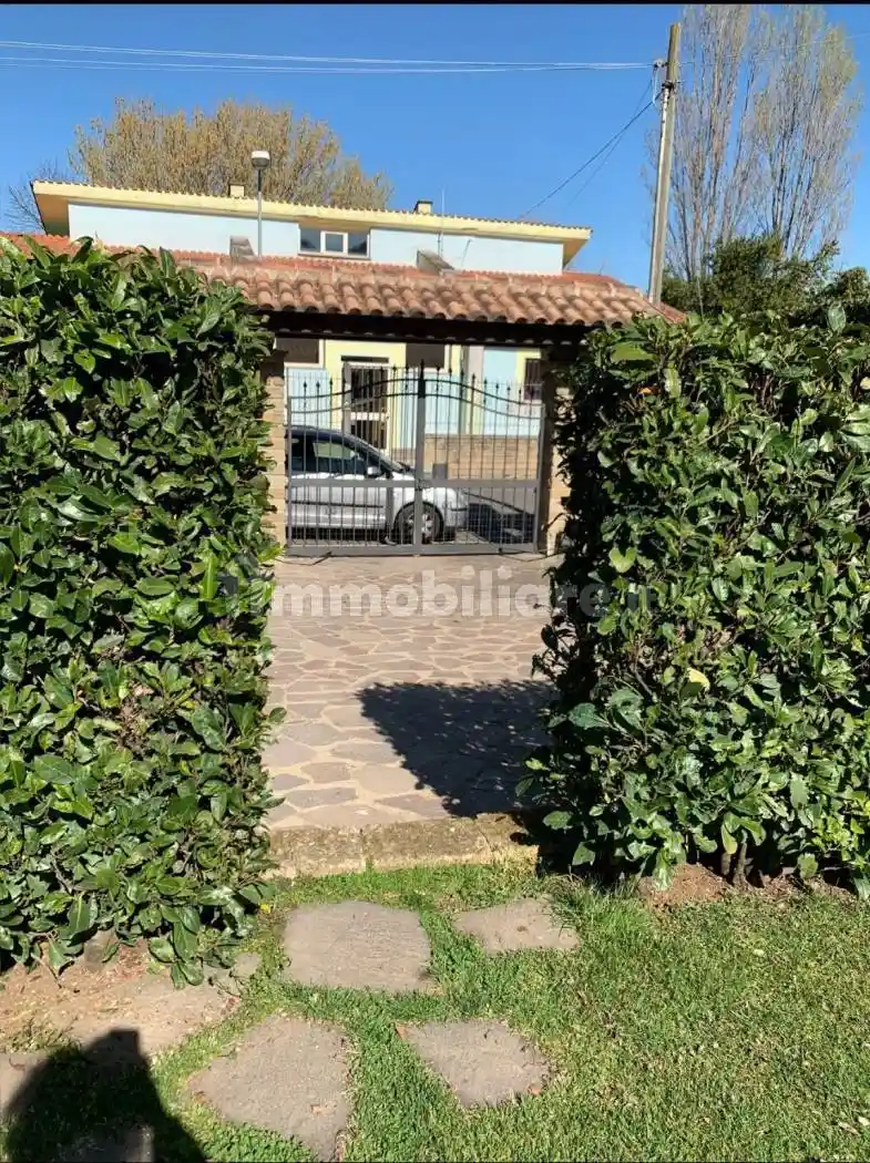 Villa in vendita a Monterosi