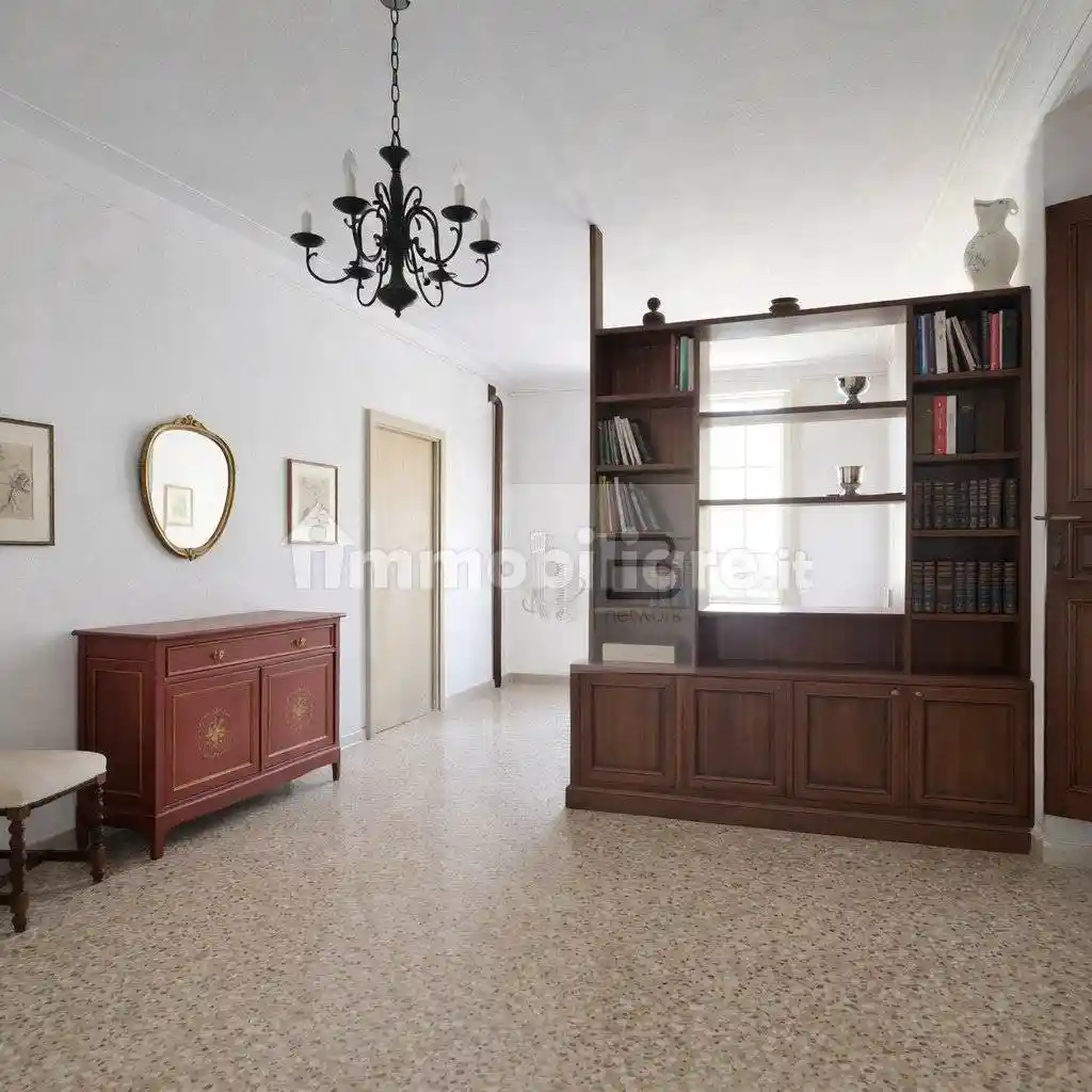 Appartamento in vendita a Lucca