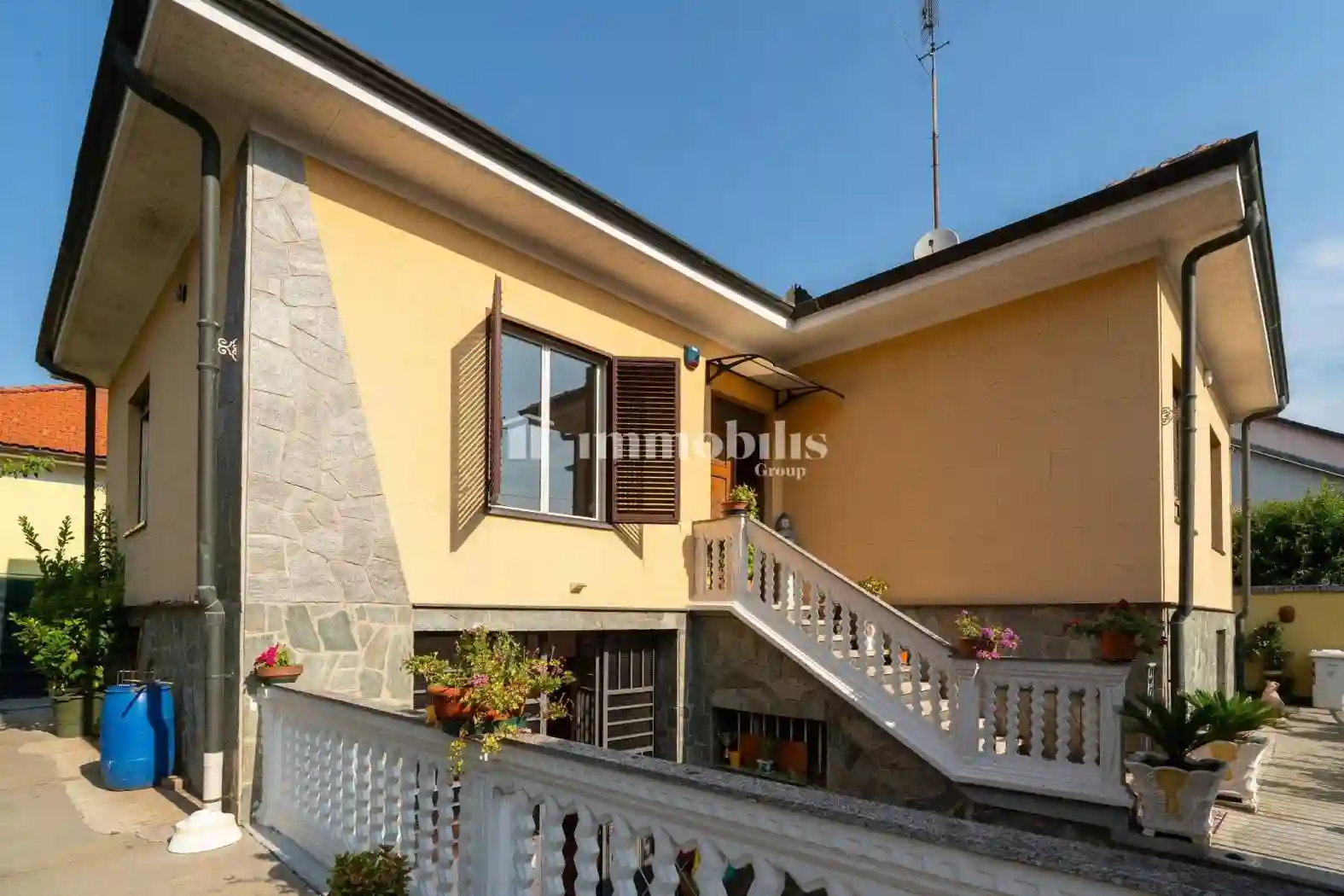 Villa - foto 2