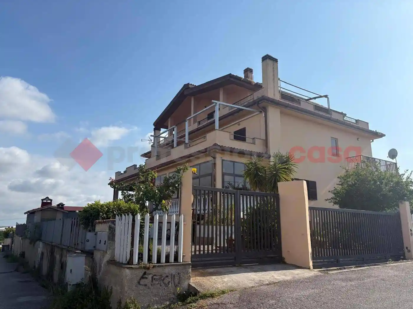 Appartamento in vendita a Aprilia