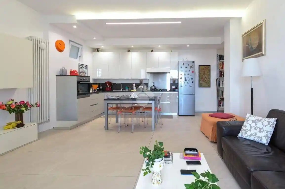 Appartamento in vendita a Desenzano del Garda
