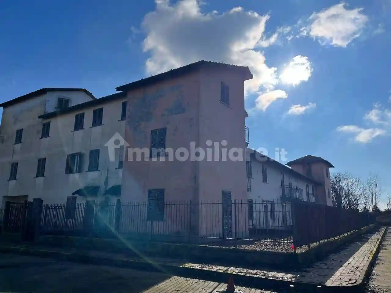 Palazzo - Edificio - foto 2