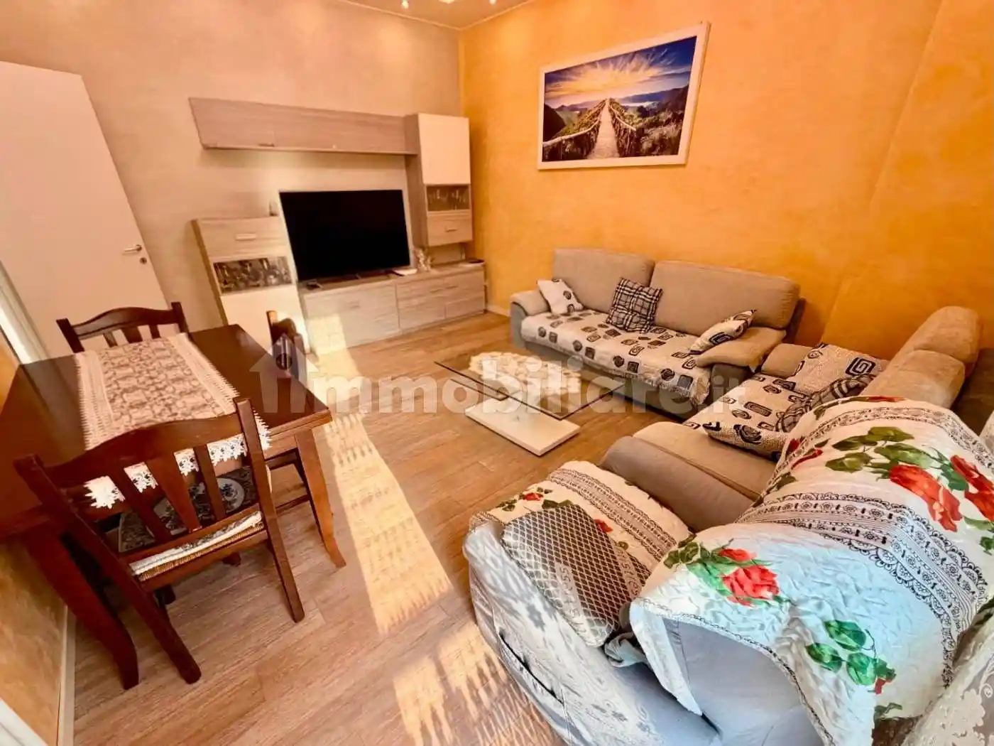 Appartamento in vendita a Piacenza