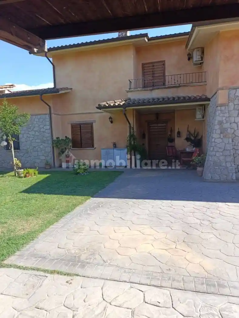 Appartamento in vendita a Fiano Romano
