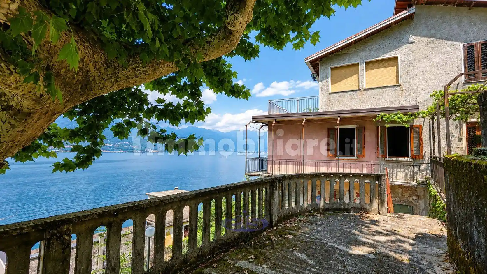 Villa in vendita a Bellano