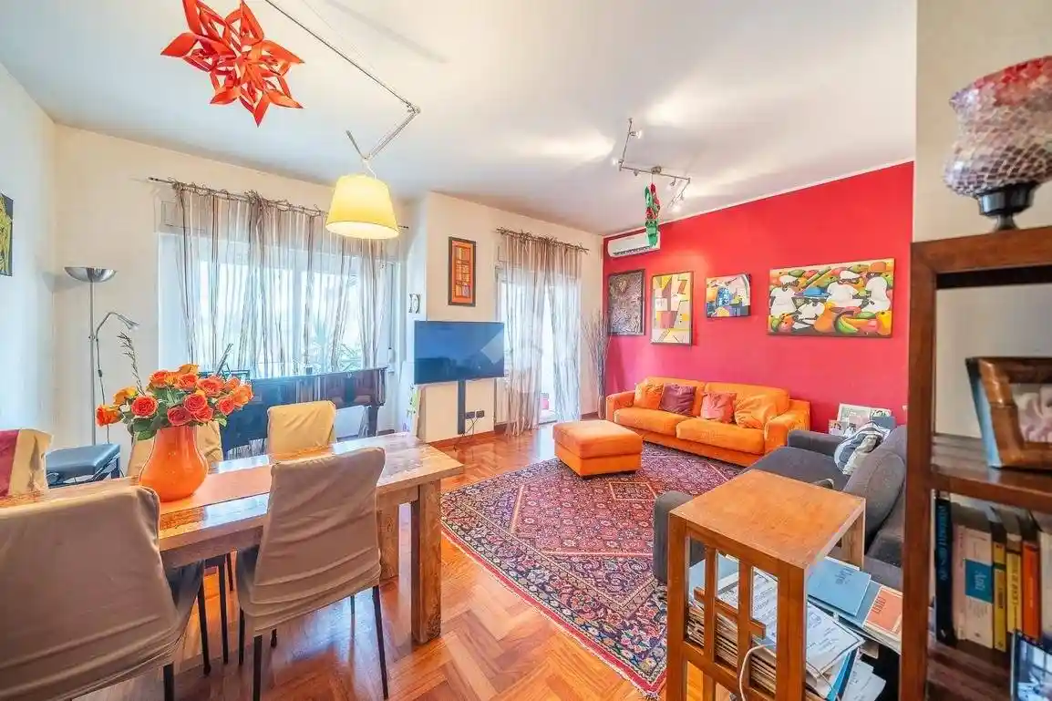 Appartamento in vendita a Roma