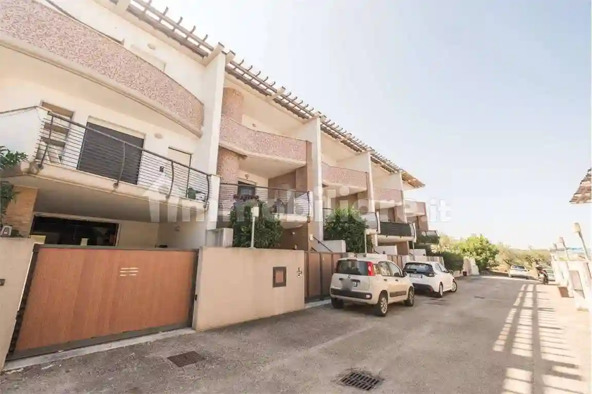 Villetta a schiera - foto 2