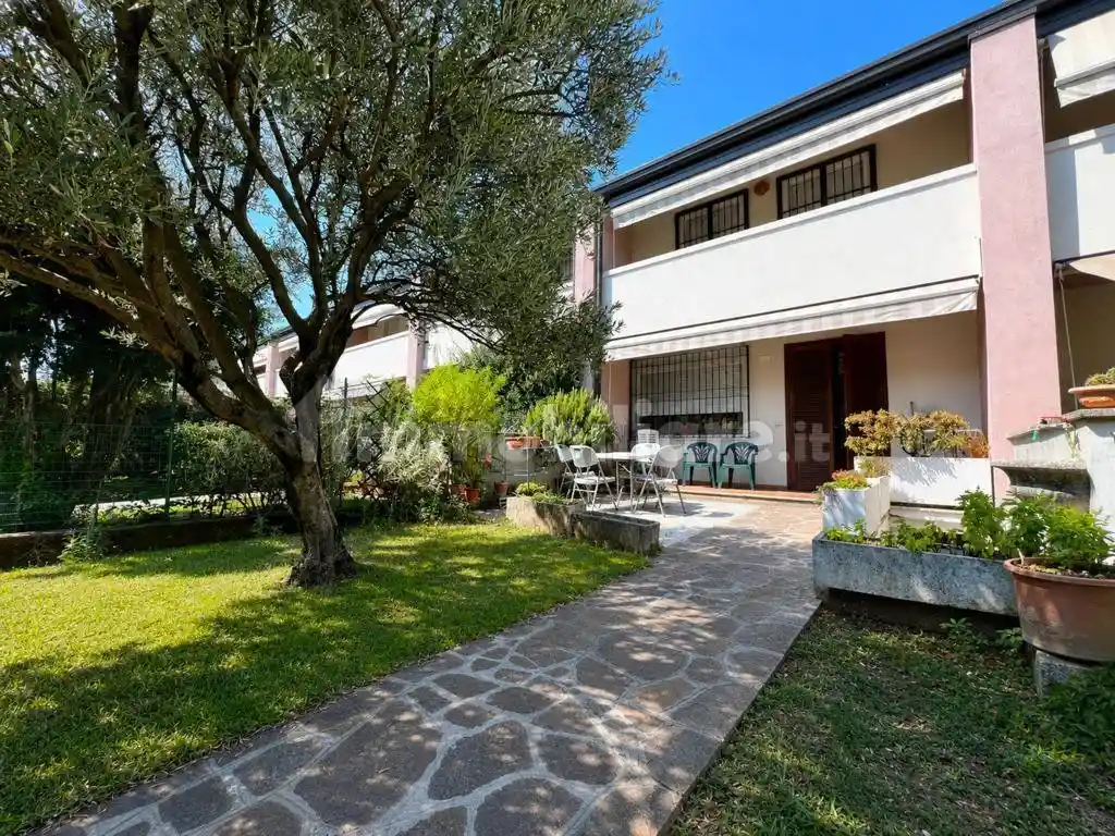 Villetta a schiera in vendita a Chiari