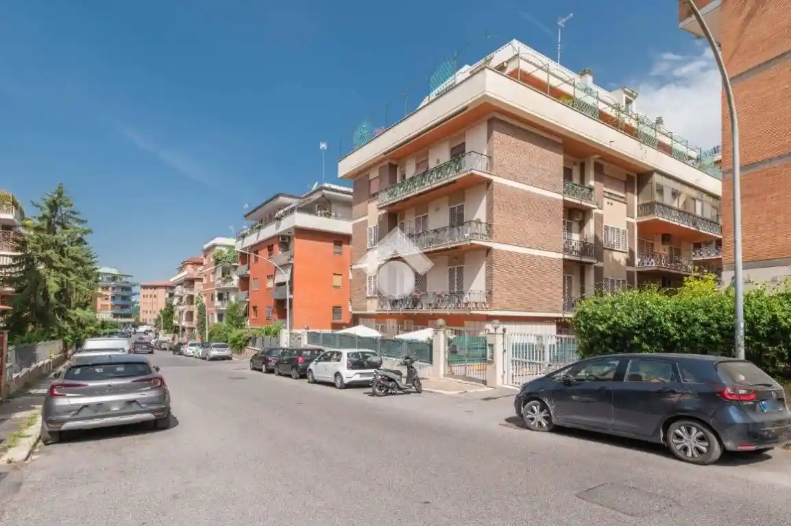 Appartamento in vendita a Roma