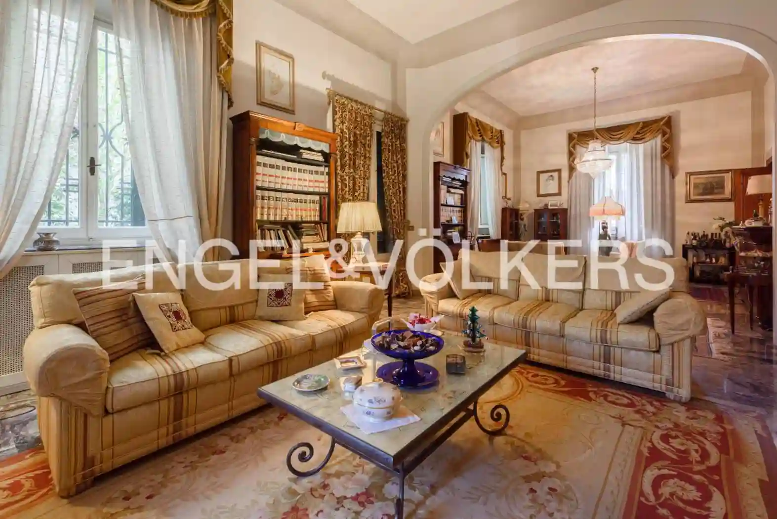 Villa - foto 2