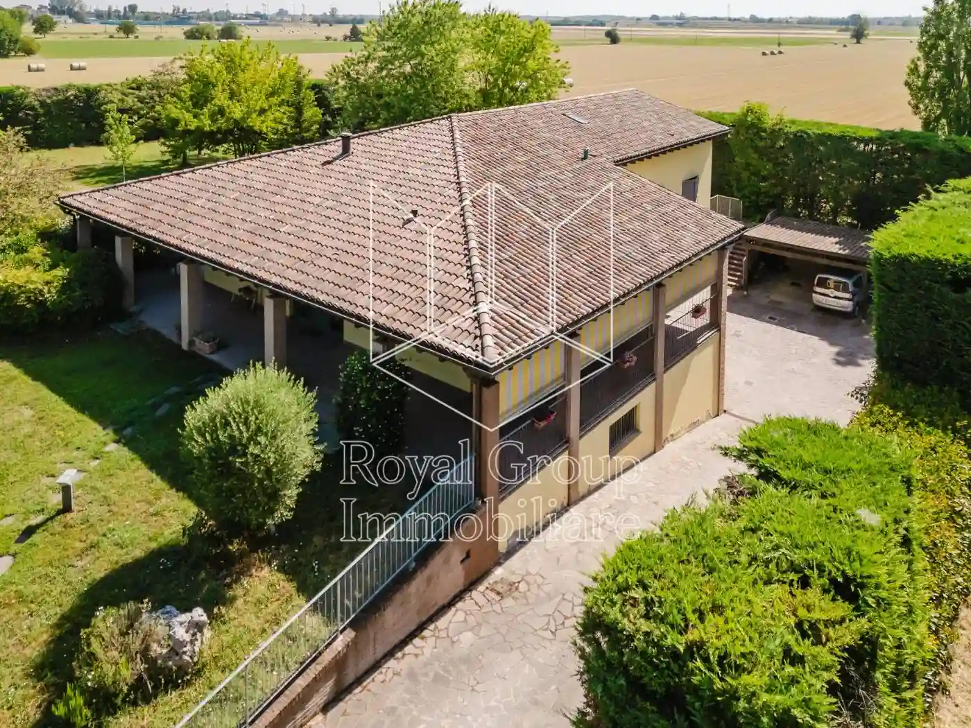 Villa - foto 2