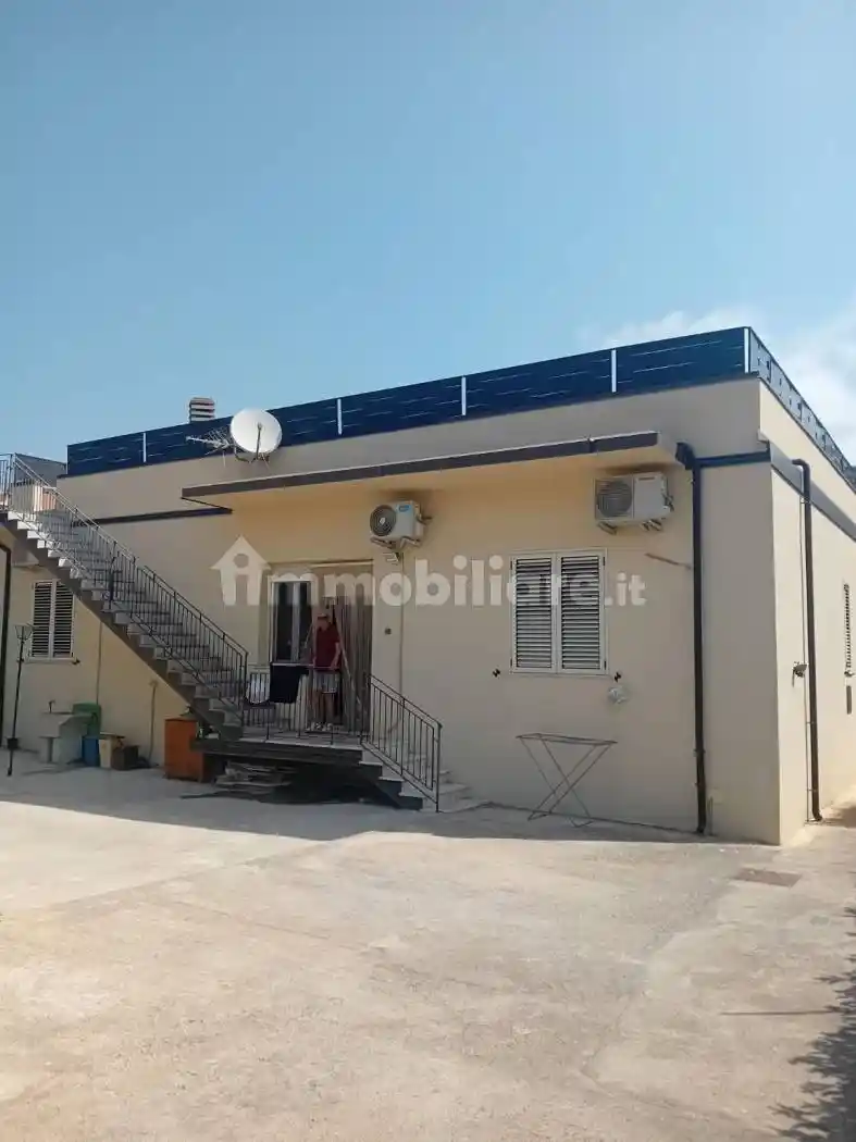Villa in vendita a Bruzzano Zeffirio