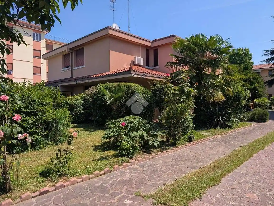 Villa in vendita a Treviso