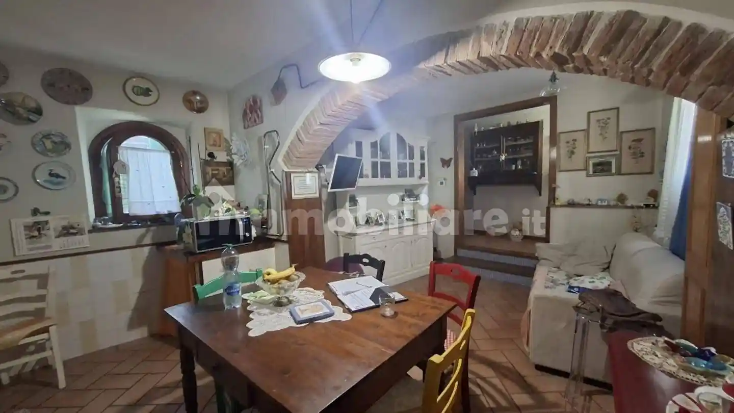 Casa indipendente in vendita a Terricciola