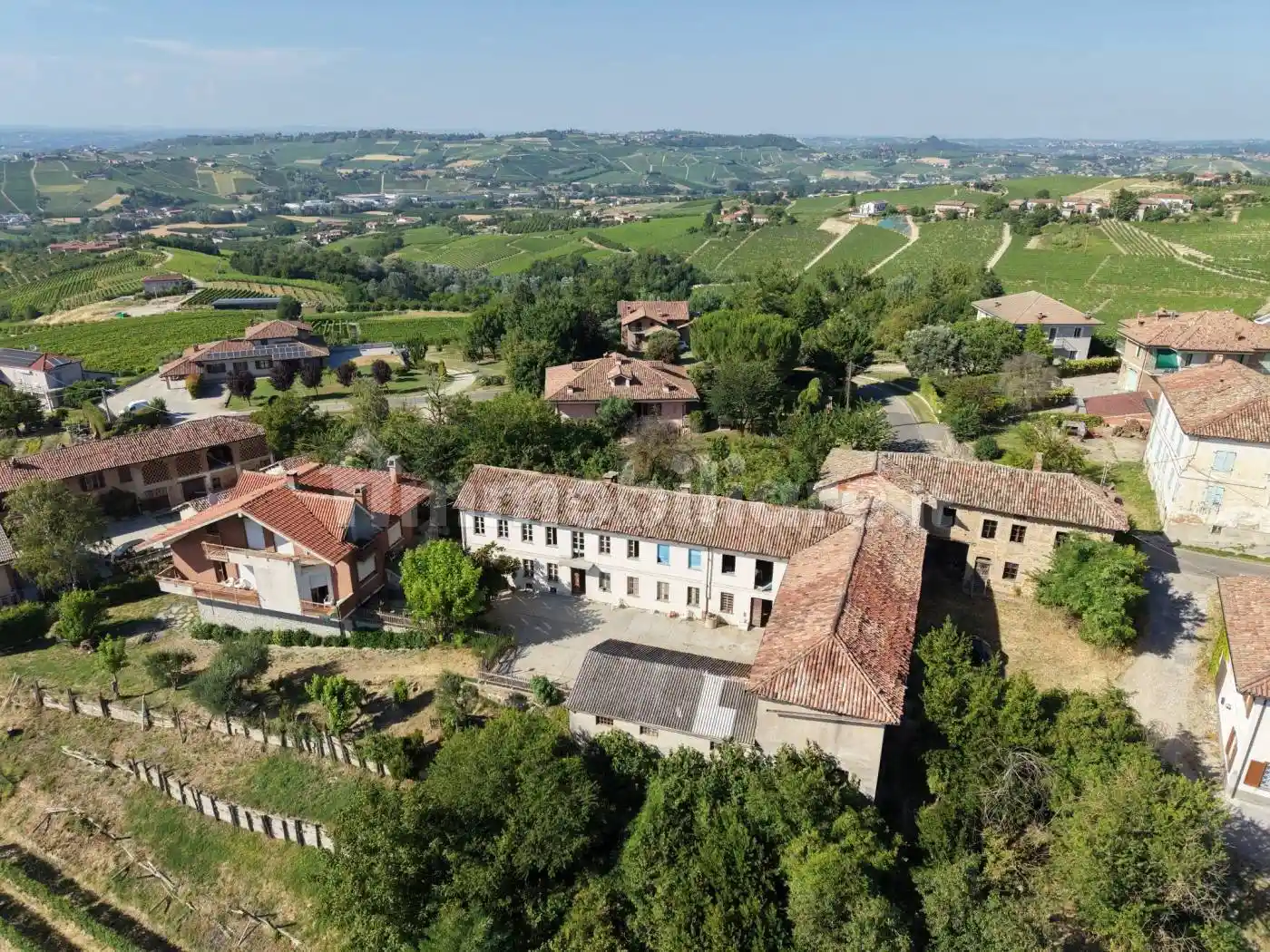 Villa in vendita a Castagnole delle Lanze