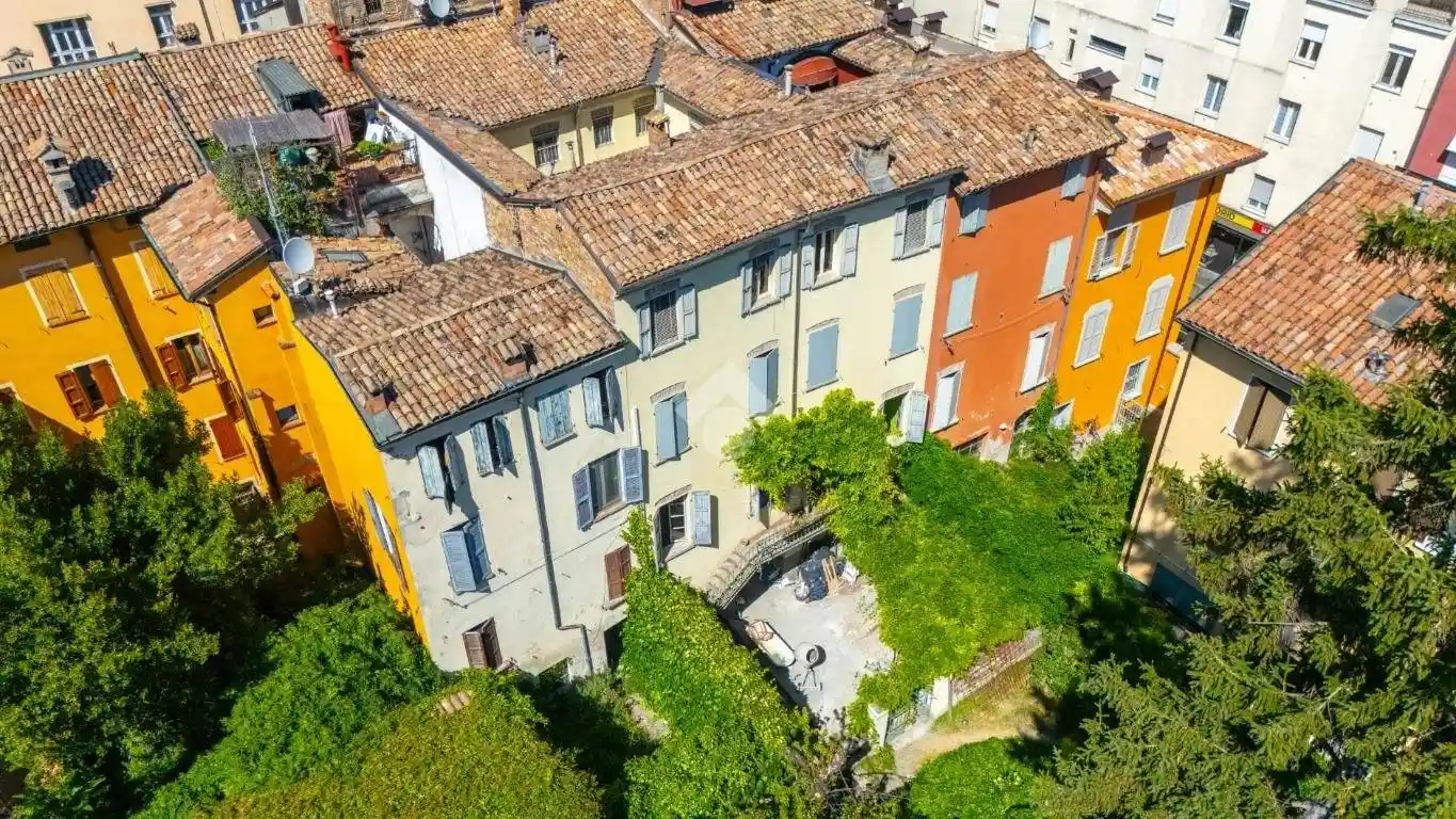 Appartamento in vendita a Parma