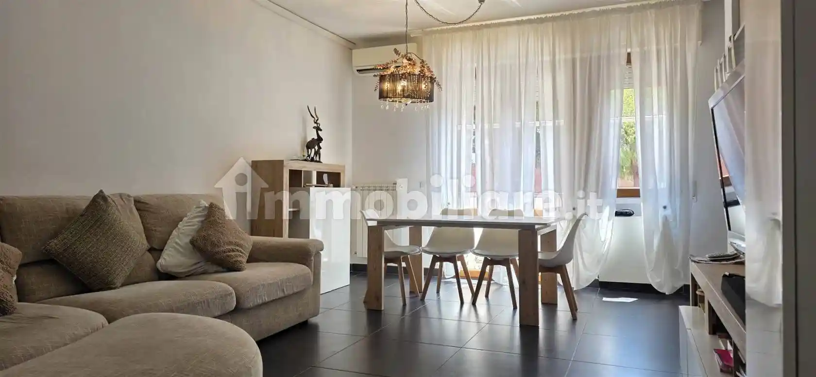 Appartamento in vendita a Livorno