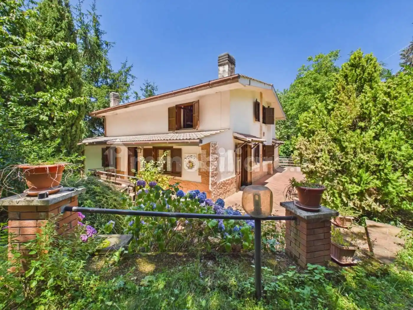Villa in vendita a Jenne