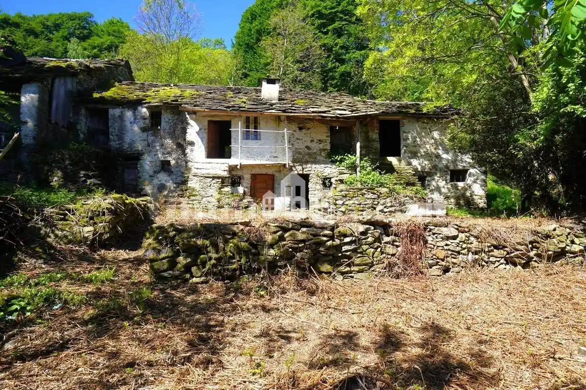 Rustico - Casale in vendita a Castelnuovo Nigra