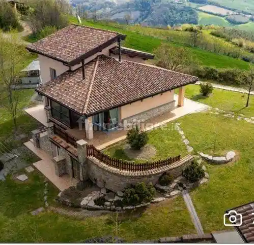 Villa in vendita a Civitella di Romagna