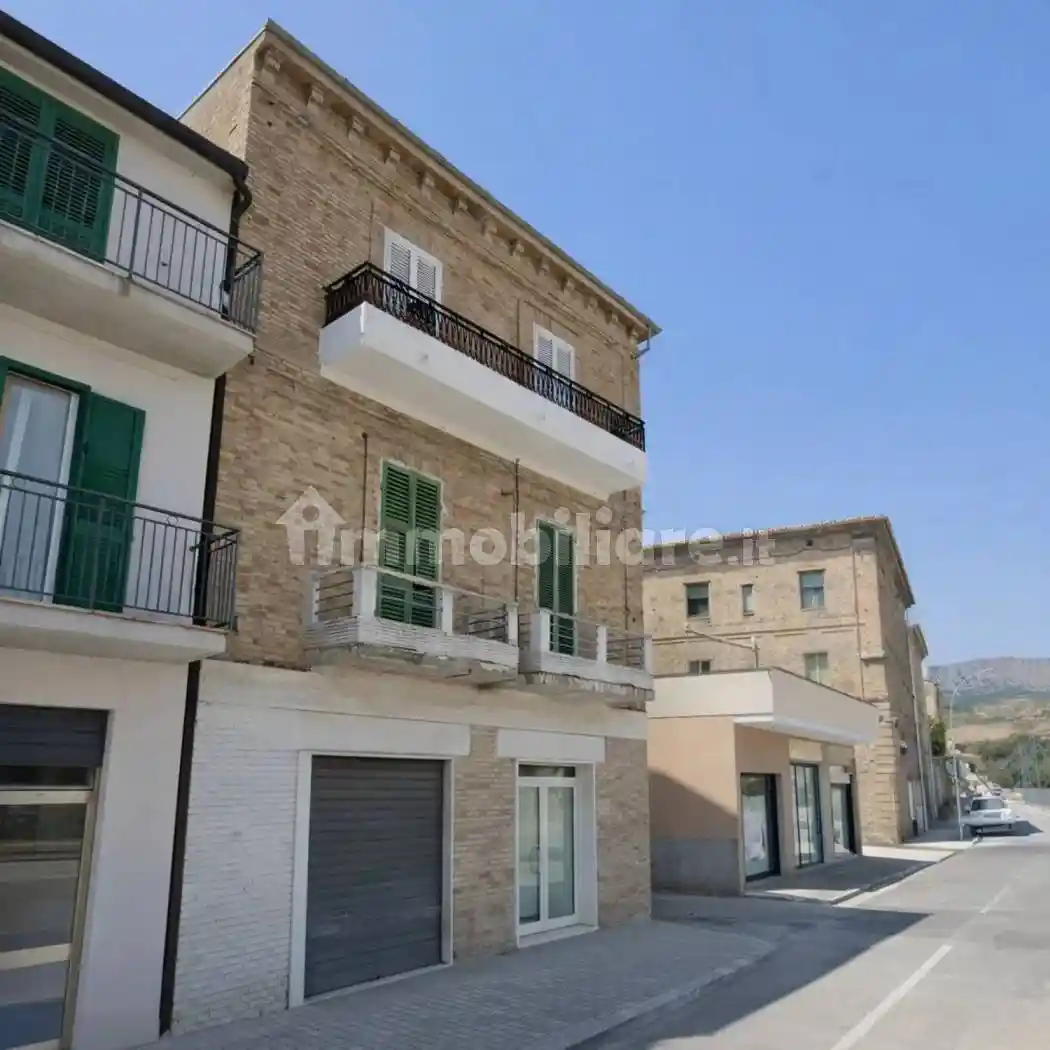 Appartamento in vendita a Torre de' Passeri
