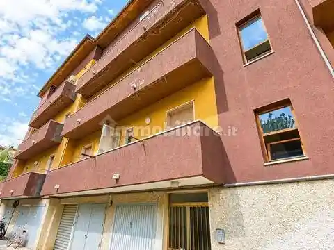 Appartamento in vendita a Bussi sul Tirino