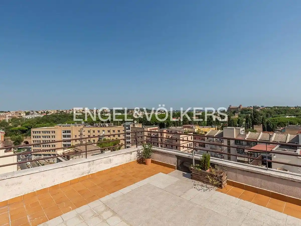 Appartamento in vendita a Roma