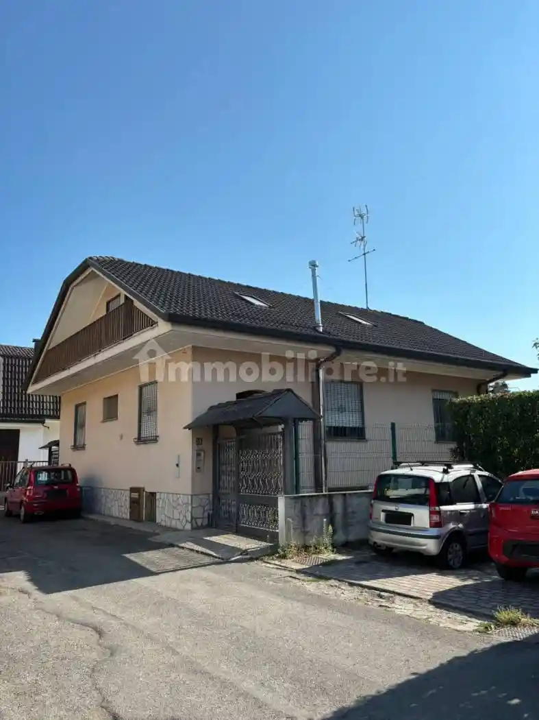 Villa in vendita a Bollate