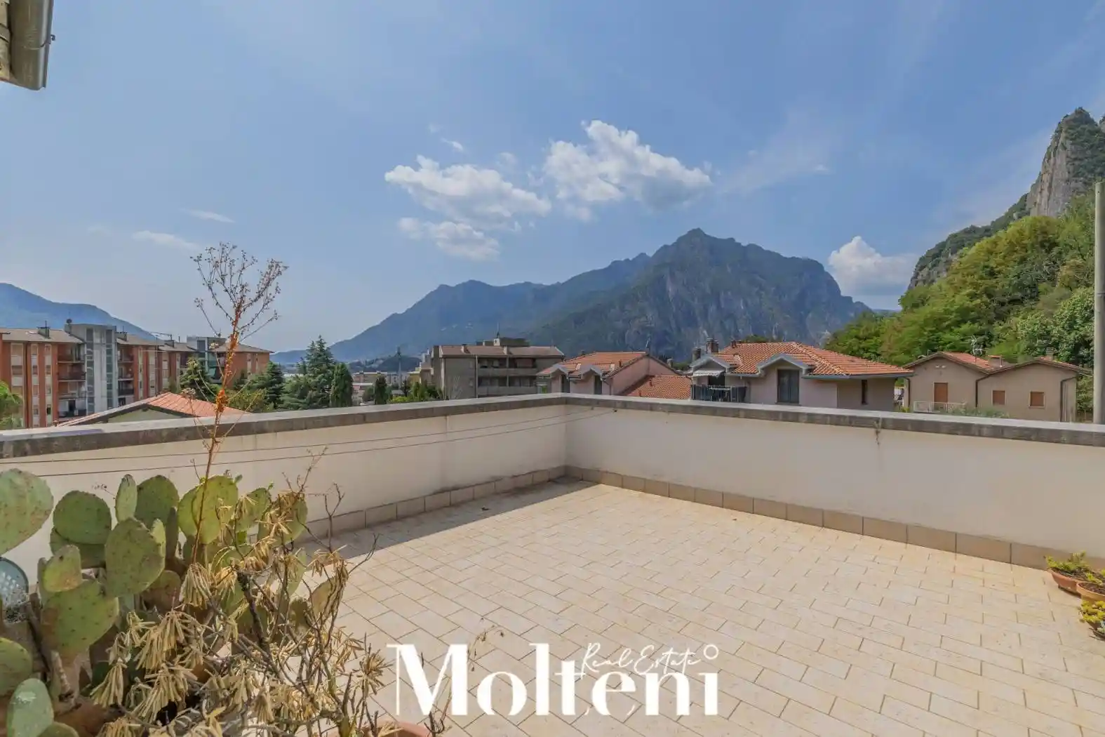 Appartamento in vendita a Lecco