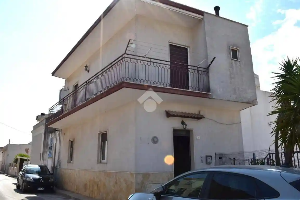 Casa indipendente in vendita a Crispiano