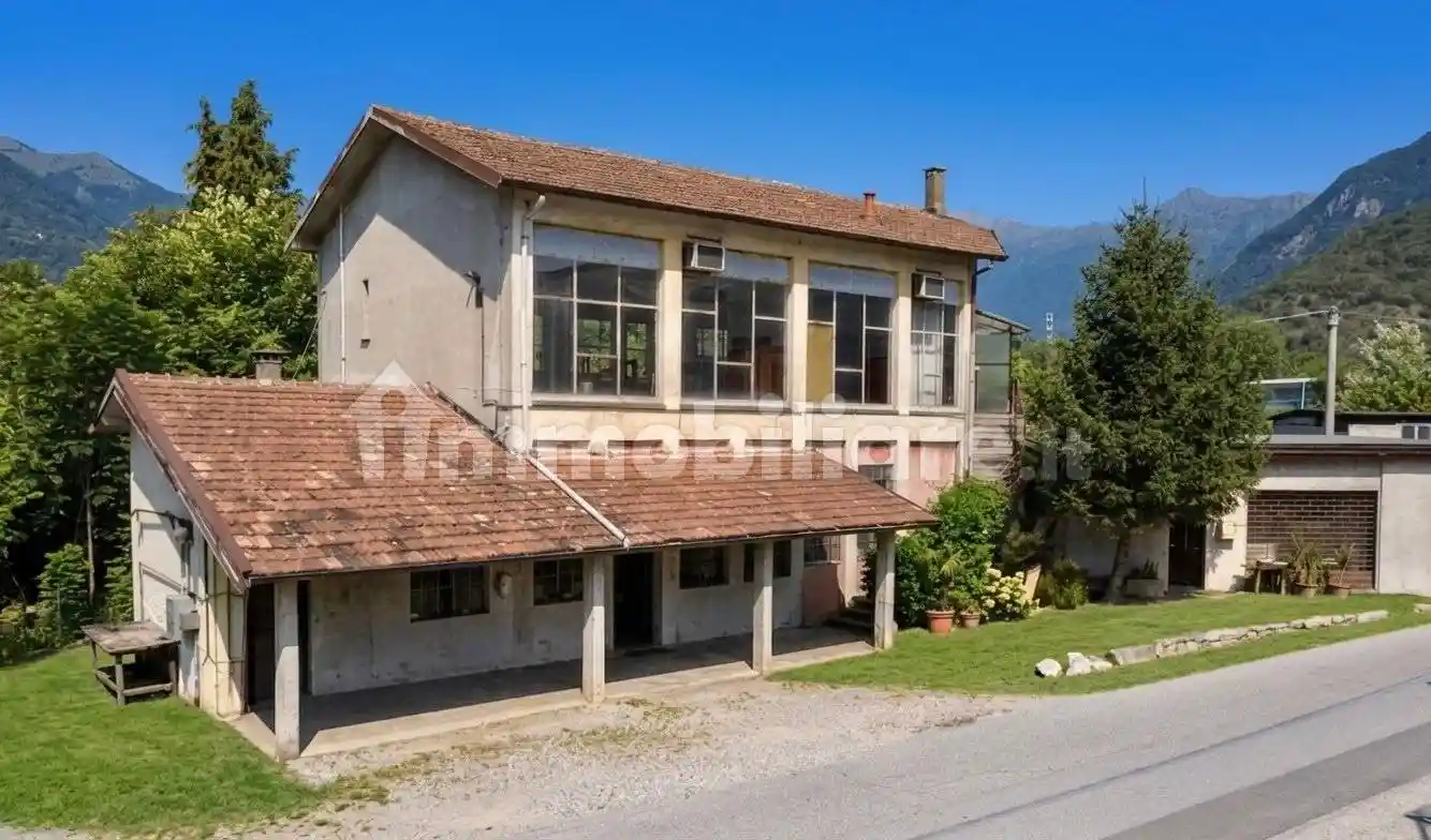 Casa indipendente in vendita a Mergozzo