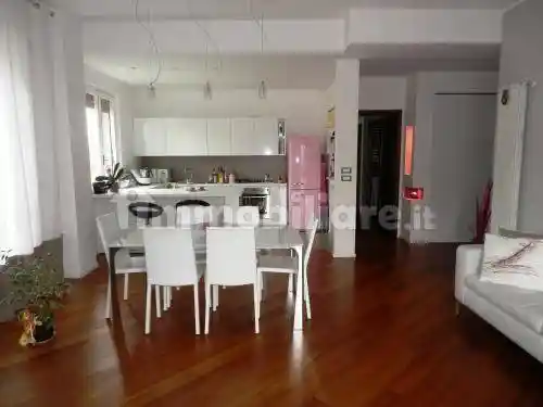 Appartamento in vendita a Savona