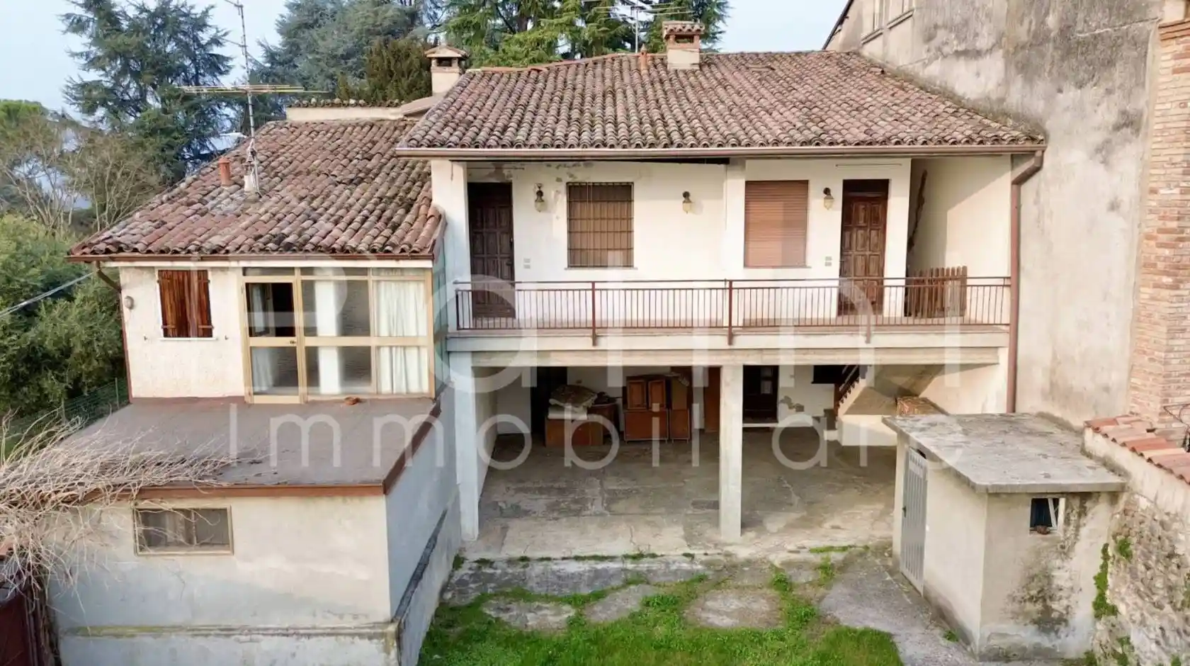 Rustico - Casale in vendita a Passirano