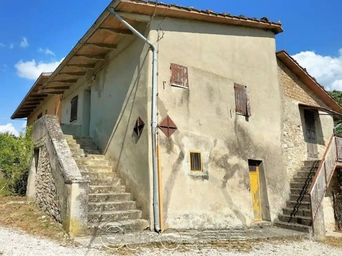 Rustico - Casale in vendita a Umbertide