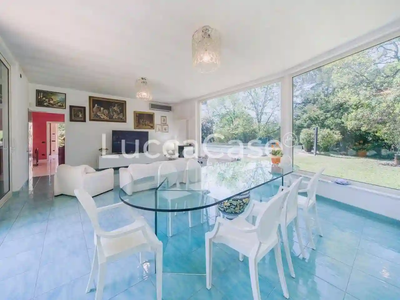 Villa - foto 2