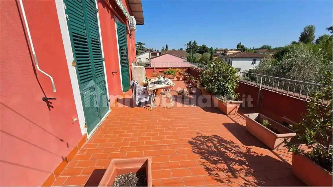 Appartamento in vendita a Sarzana