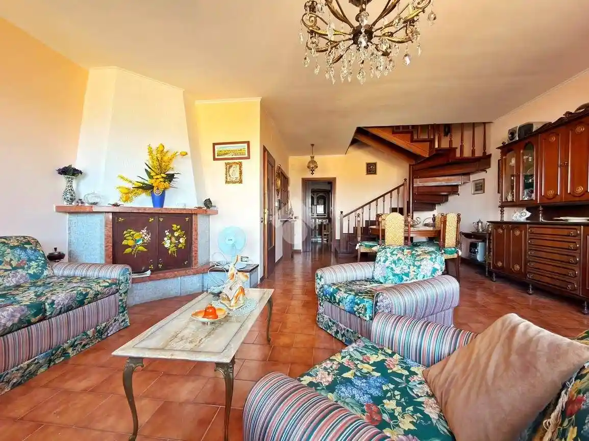 Casa indipendente in vendita a Fossato di Vico