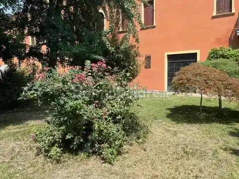 Villa in vendita a Lendinara