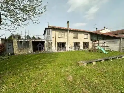 Villa in vendita a Villanova del Ghebbo