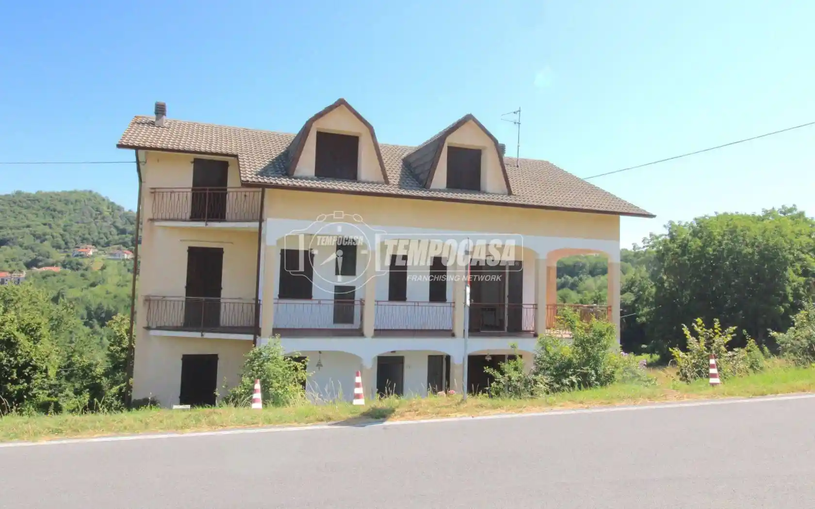 Casa indipendente in vendita a Battifollo